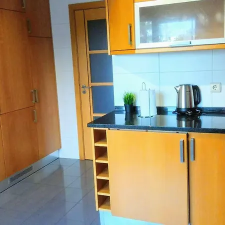 Charming Flat In Colinas Do Cruzeiro * Odivelas (Lisbon)